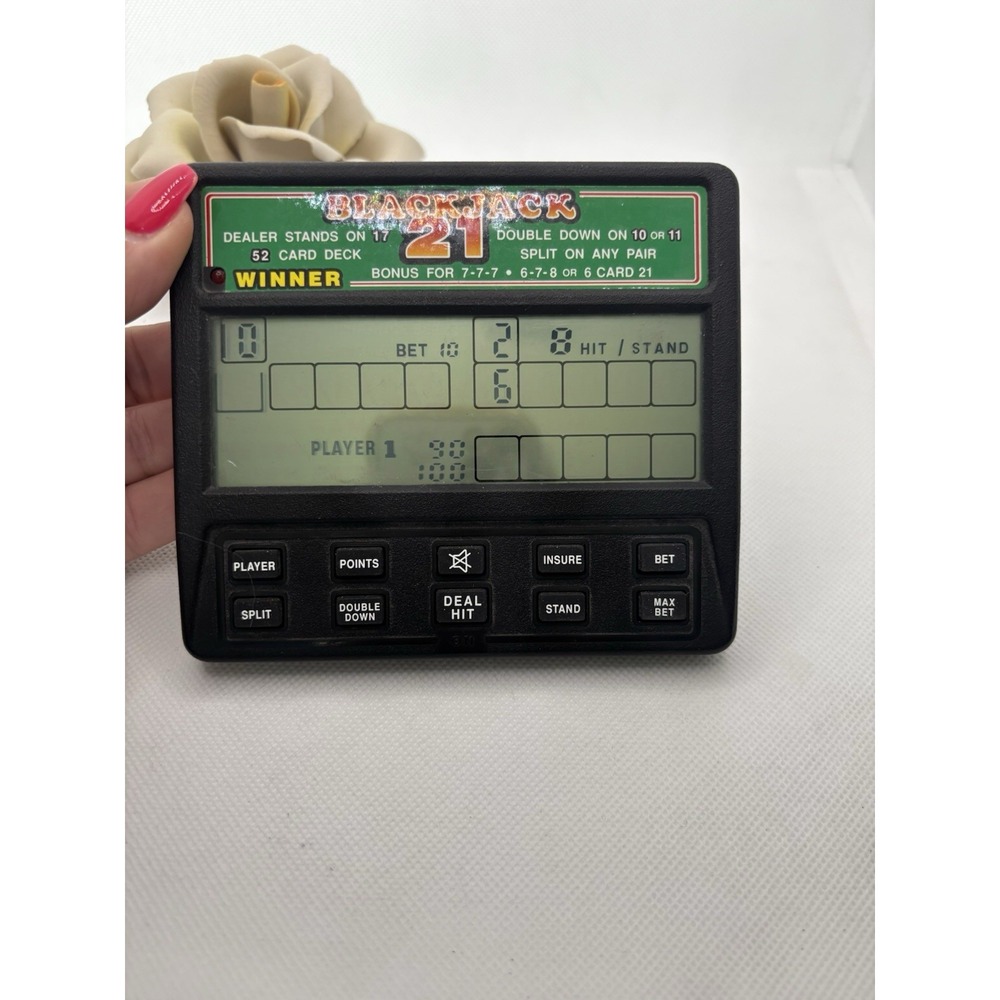 Vintage Handheld Electronic Card Games (Blackjack 21 - Radioshack)